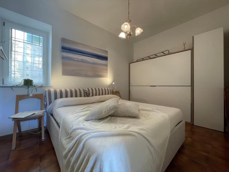 Free Parking Casa Con Giardino - Centro Mare A 5 Minuti Apartment Pietra Ligure Exterior foto