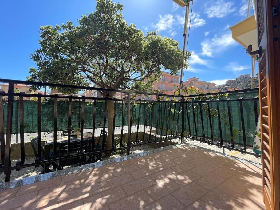 Free Parking Casa Con Giardino - Centro Mare A 5 Minuti Apartment Pietra Ligure Exterior foto